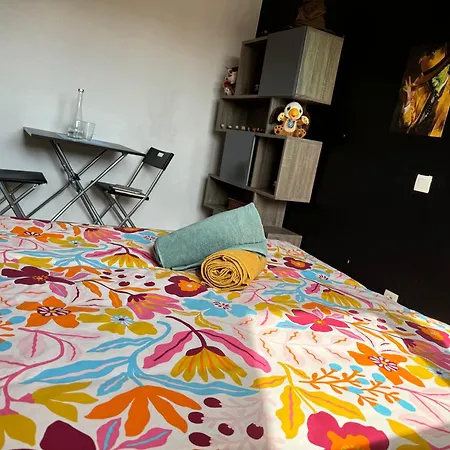 Ode Au Bassin Bed & Breakfast 3*