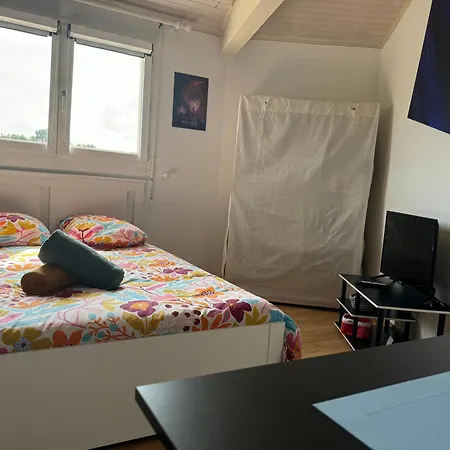Ode Au Bassin Frühstückspension Mios